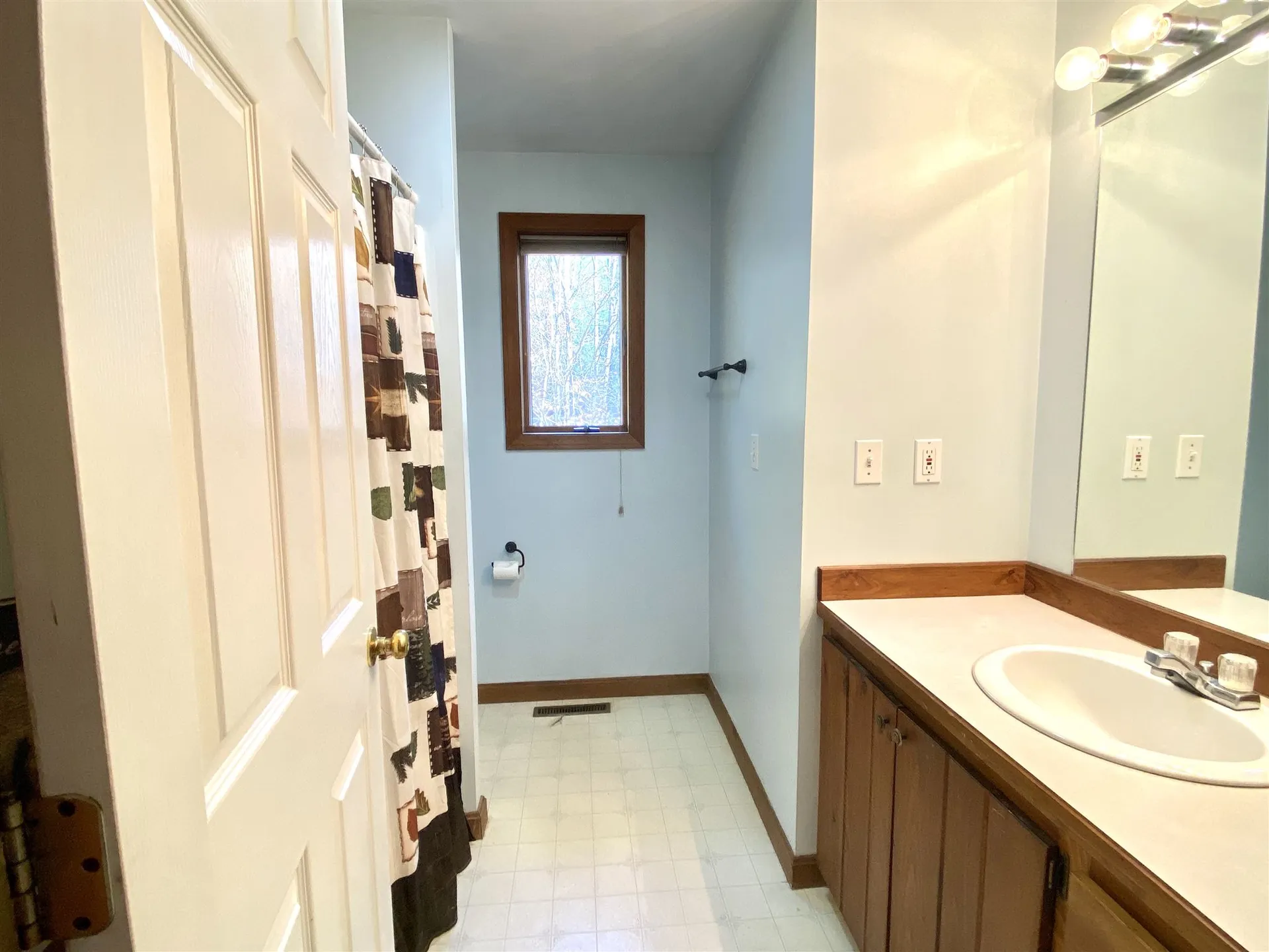 49 Henry Drive Effingham NH 03882