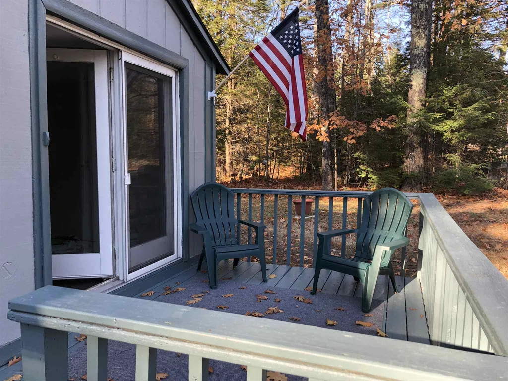 89 Elm Street Ossipee NH 03864