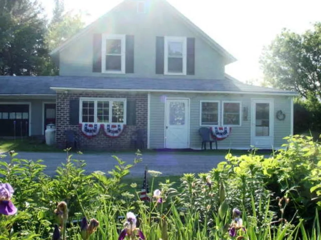 70 Water Street Orleans VT 05860