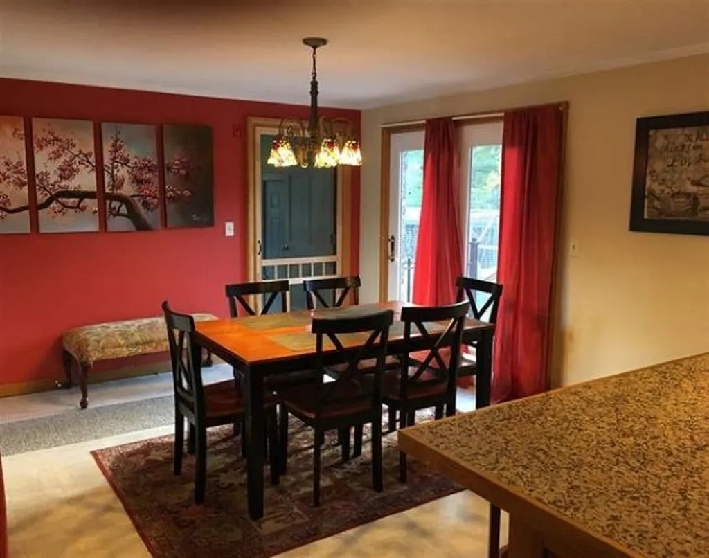 91 Sandown Road Fremont NH 03044