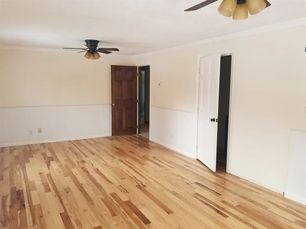 91 Sandown Road Fremont NH 03044