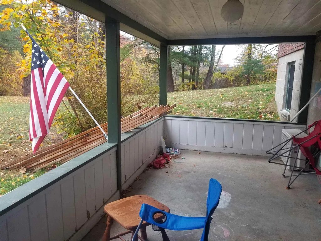 91 Sandown Road Fremont NH 03044