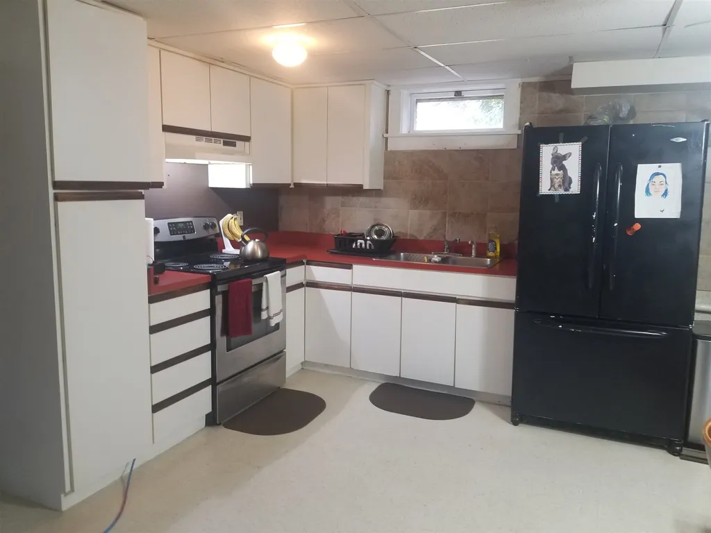 91 Sandown Road Fremont NH 03044