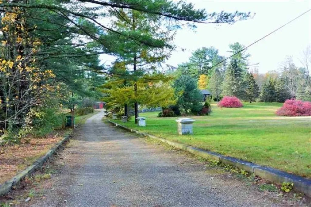 91 Sandown Road Fremont NH 03044