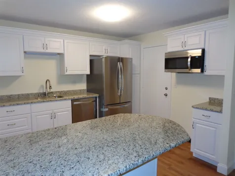 14-12 Strawberry Bank Road Nashua NH 03062