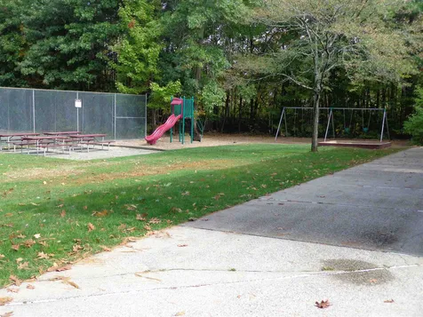14-12 Strawberry Bank Road Nashua NH 03062