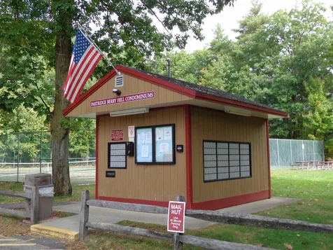 14-12 Strawberry Bank Road Nashua NH 03062