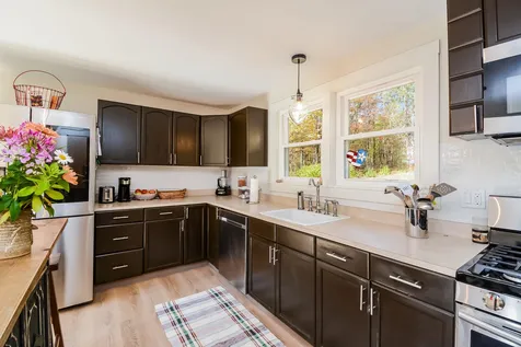 81 Putnam Hill Road Lyndeborough NH 03082