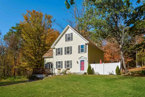 81 Putnam Hill Road Lyndeborough NH 03082