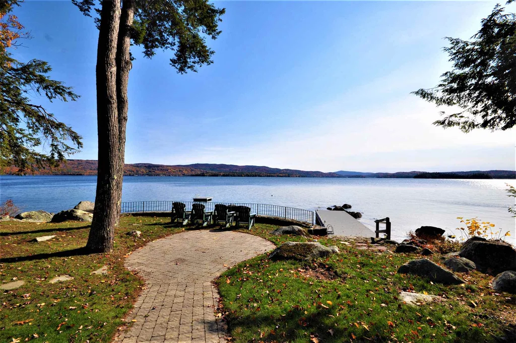 7 Soloma Drive Hebron NH 03241
