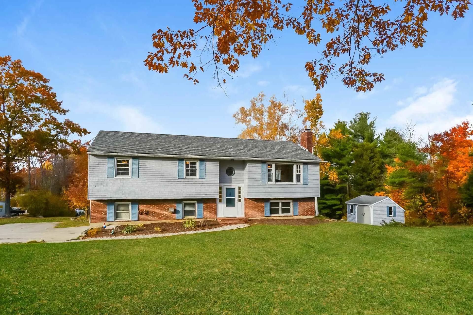 19 Blueberry Lane Northfield NH 03276-4603