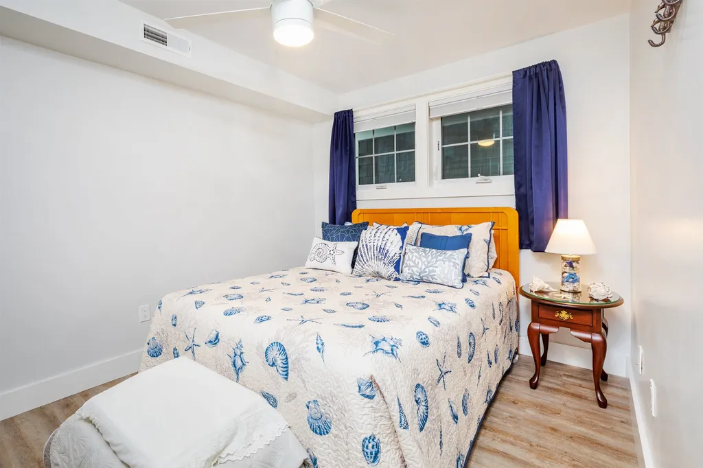 377 Ocean Boulevard Hampton NH 03842