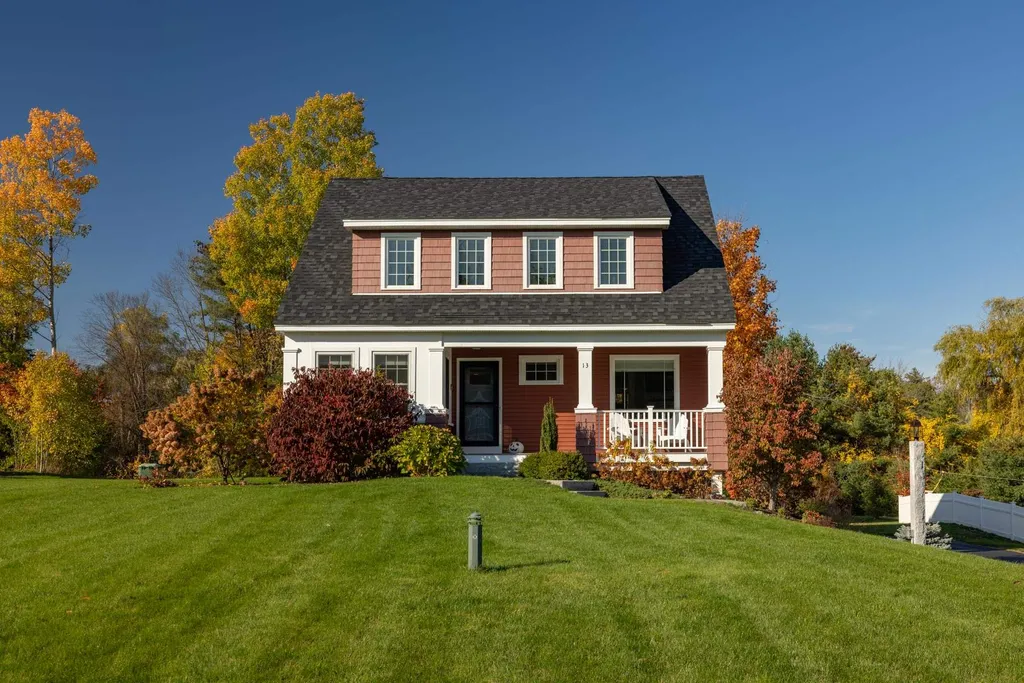 13 Cushman Way Greenland NH 03840