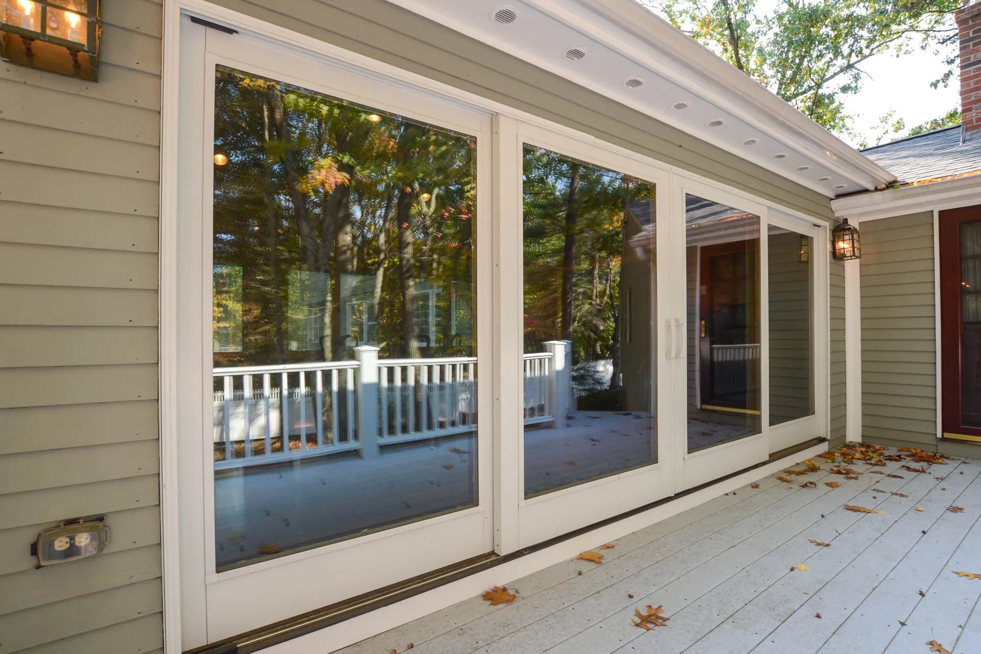 9 Hemlock Circle Sandown NH 03873-2407