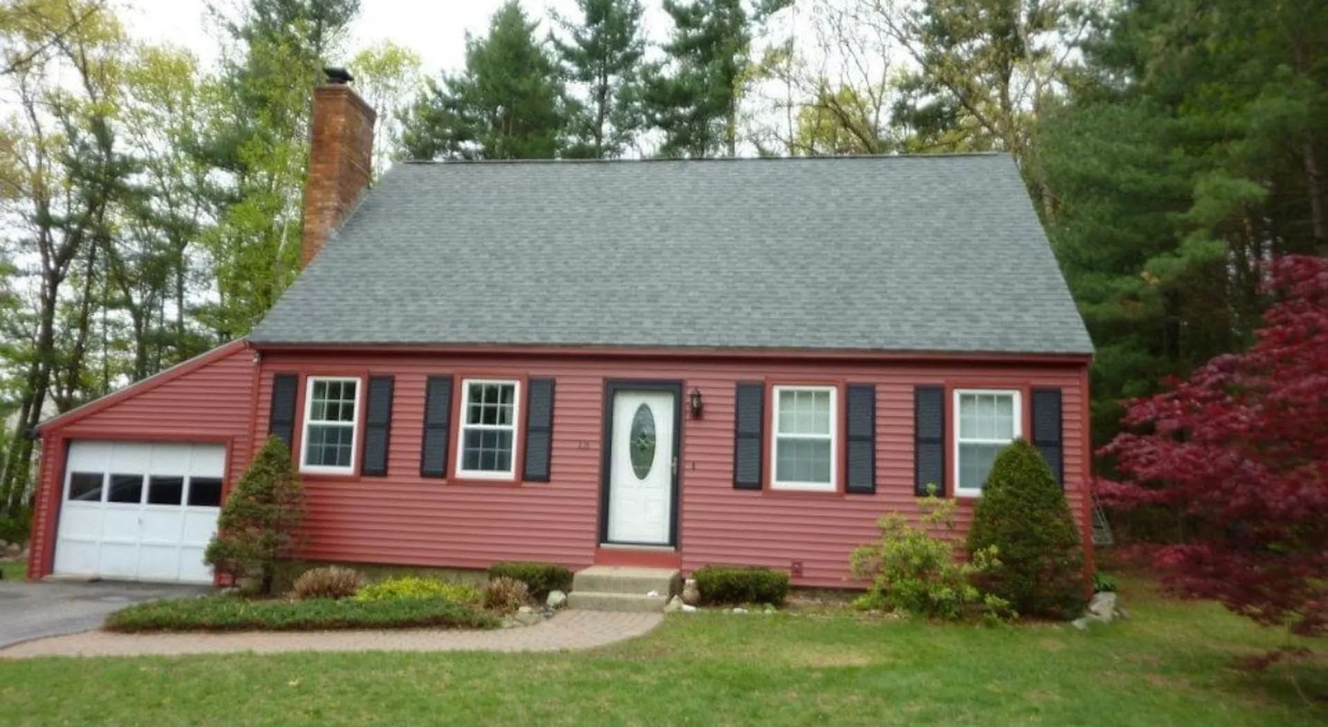 13 Teak Drive Nashua NH 03062