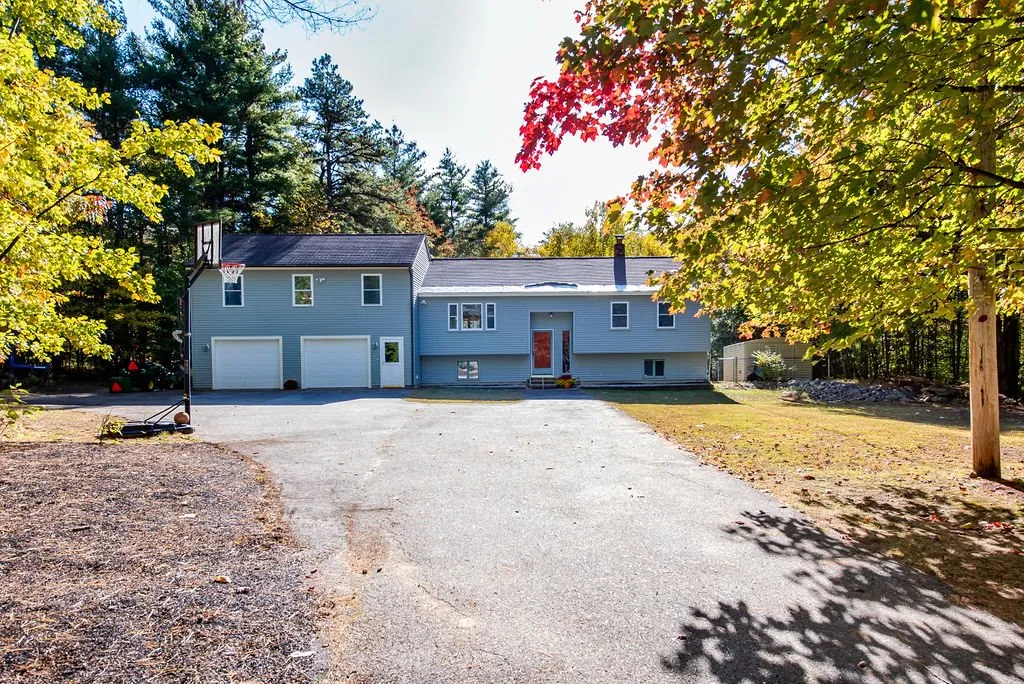 939 Second Crown Point Road Strafford NH 03884