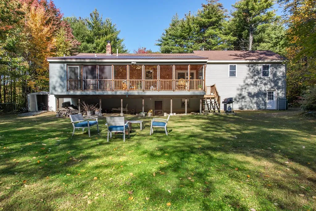 939 Second Crown Point Road Strafford NH 03884