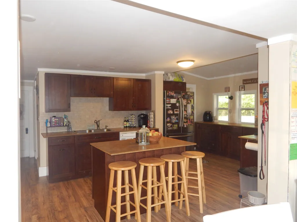 182 Quechee Hartland Road Hartford VT 05001