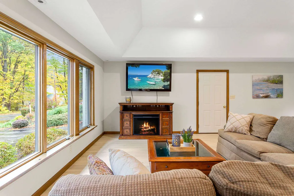 43 Ashbrook Drive Hampton NH 03842