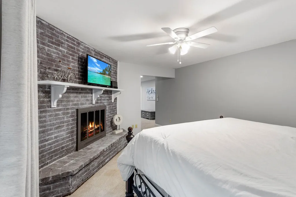 43 Ashbrook Drive Hampton NH 03842