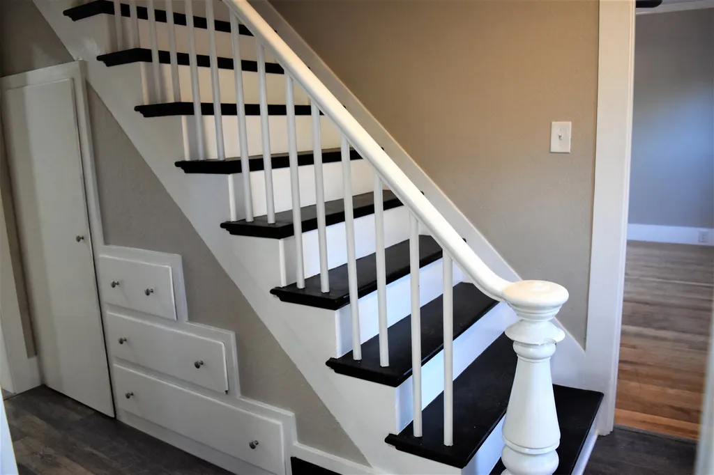 28 Mcgrath Street Laconia NH 03246