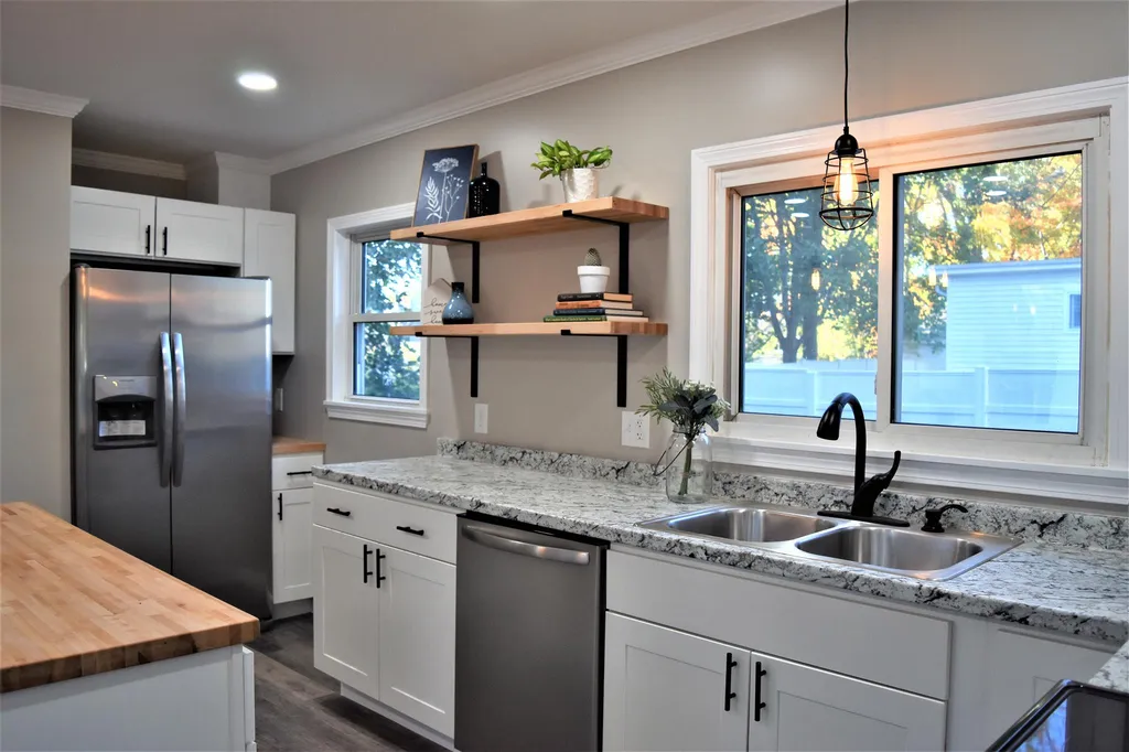 28 Mcgrath Street Laconia NH 03246