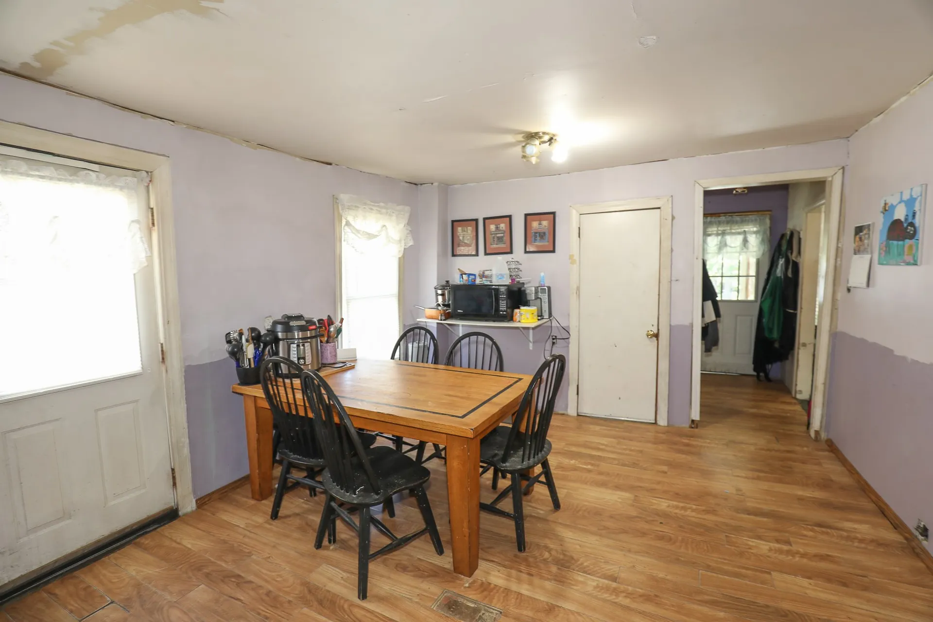 6 Desmarais Avenue Derry NH 03038