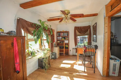 6 Desmarais Avenue Derry NH 03038