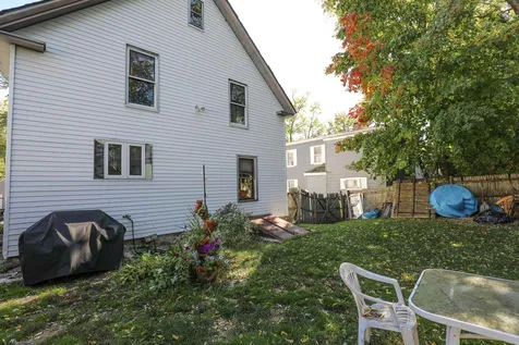 6 Desmarais Avenue Derry NH 03038