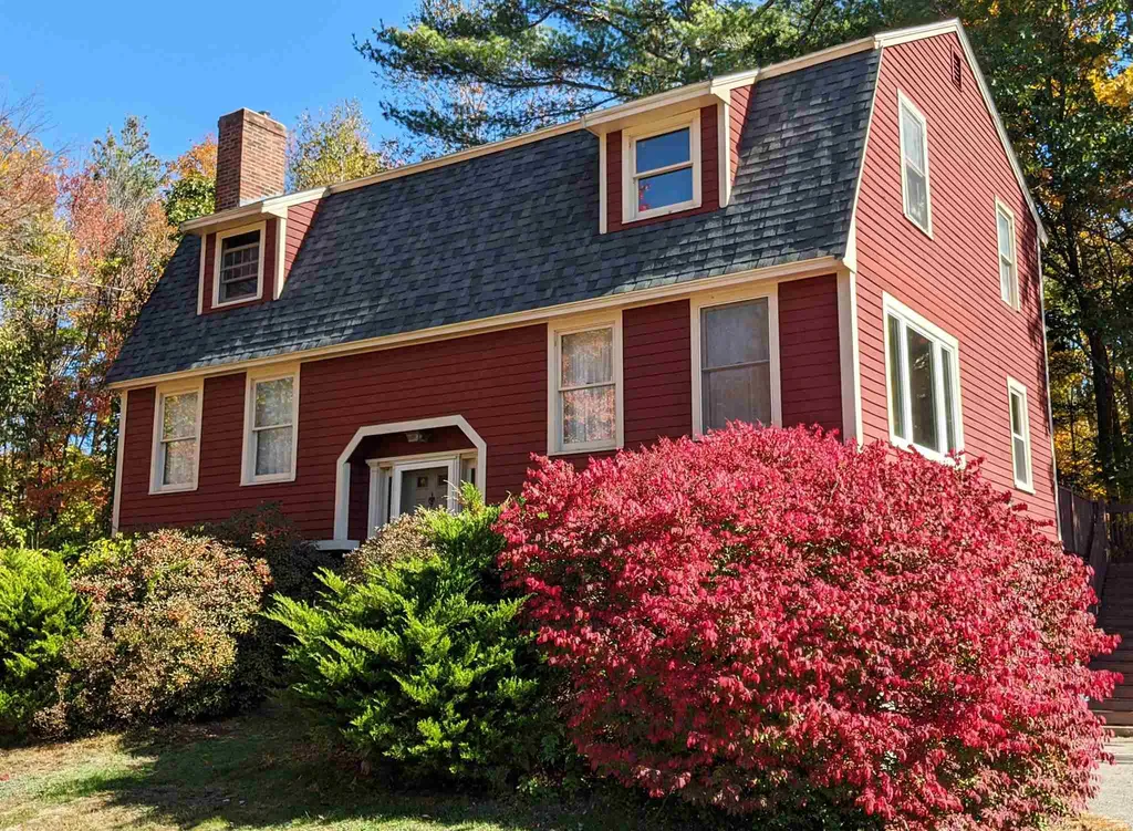 15 Andrew Circle Hampstead NH 03841