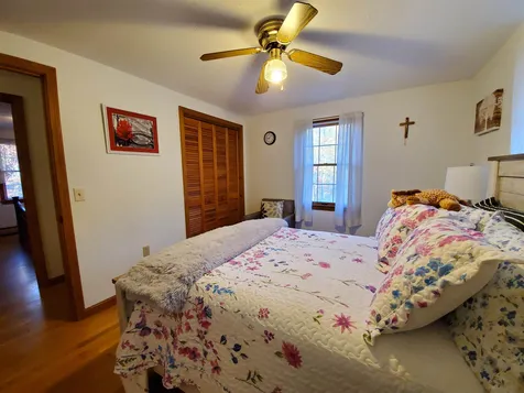 218 Lockehaven Road Enfield NH 03748
