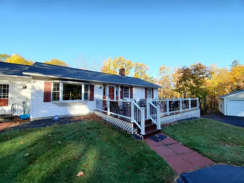 218 Lockehaven Road Enfield NH 03748