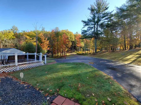 218 Lockehaven Road Enfield NH 03748