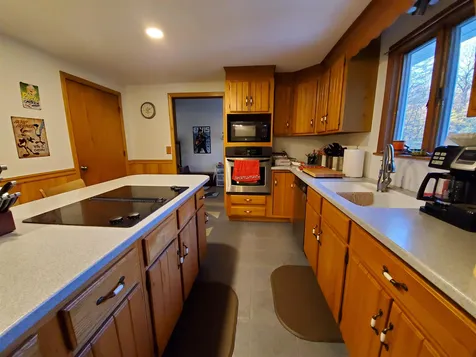 218 Lockehaven Road Enfield NH 03748