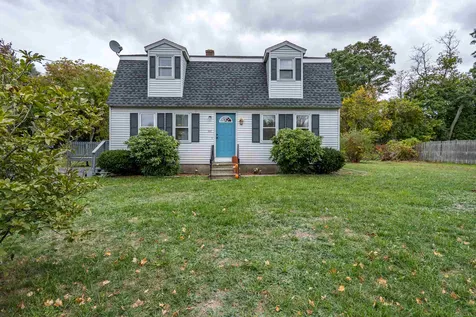 131 Ohio Avenue Manchester NH 03104