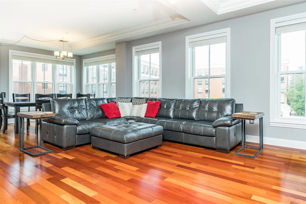 77 Hanover Street Portsmouth NH 03801