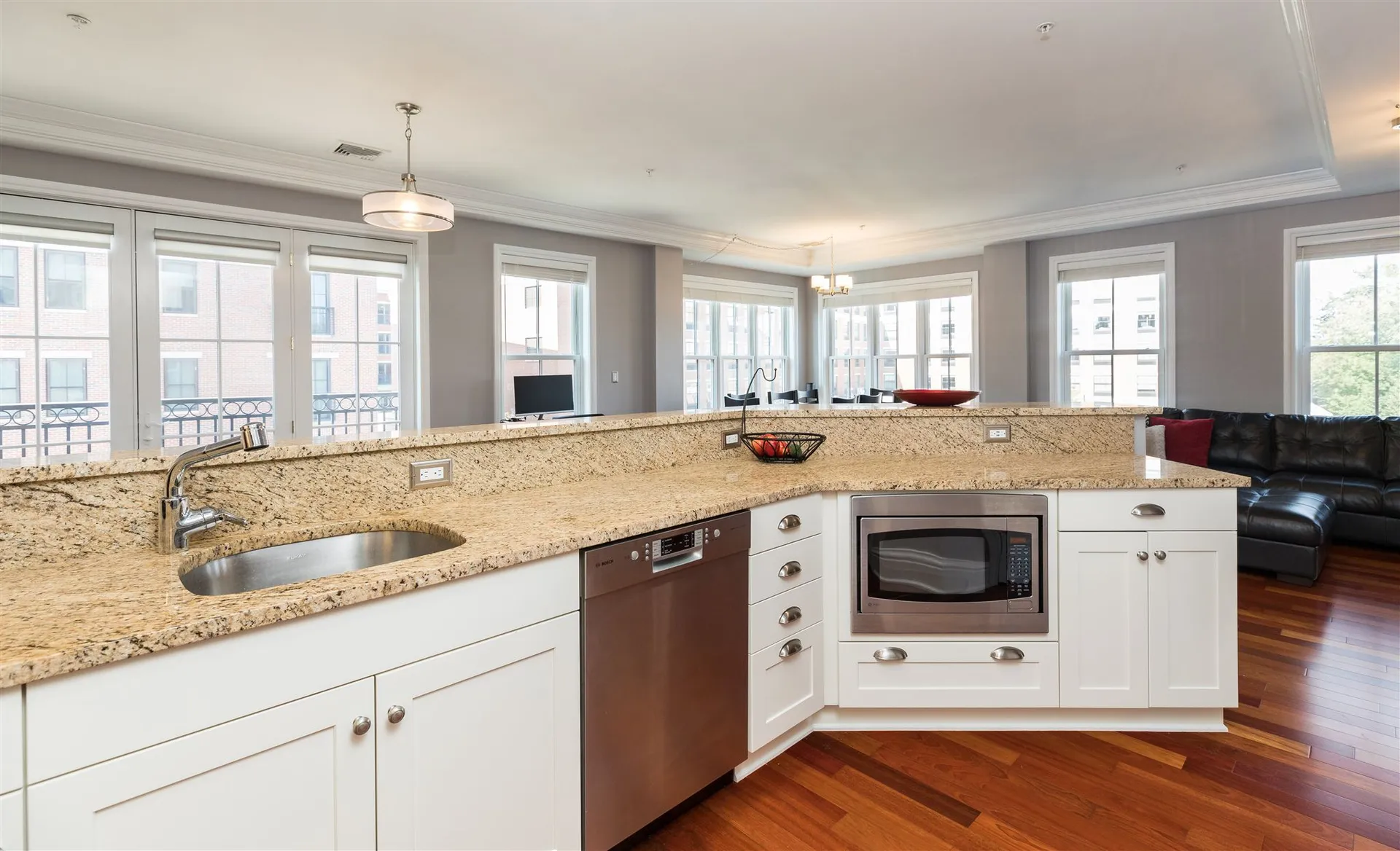 77 Hanover Street Portsmouth NH 03801