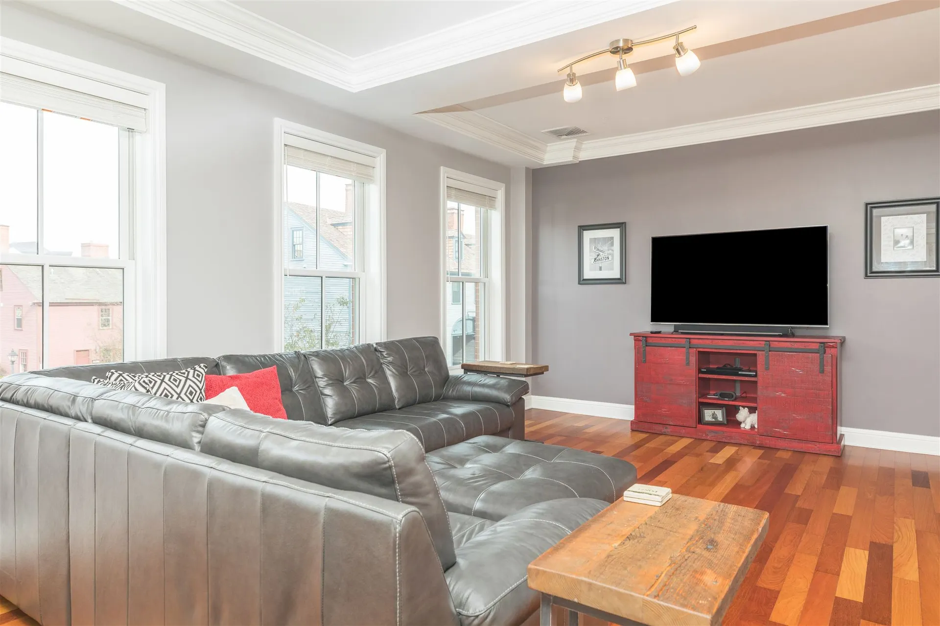 77 Hanover Street Portsmouth NH 03801