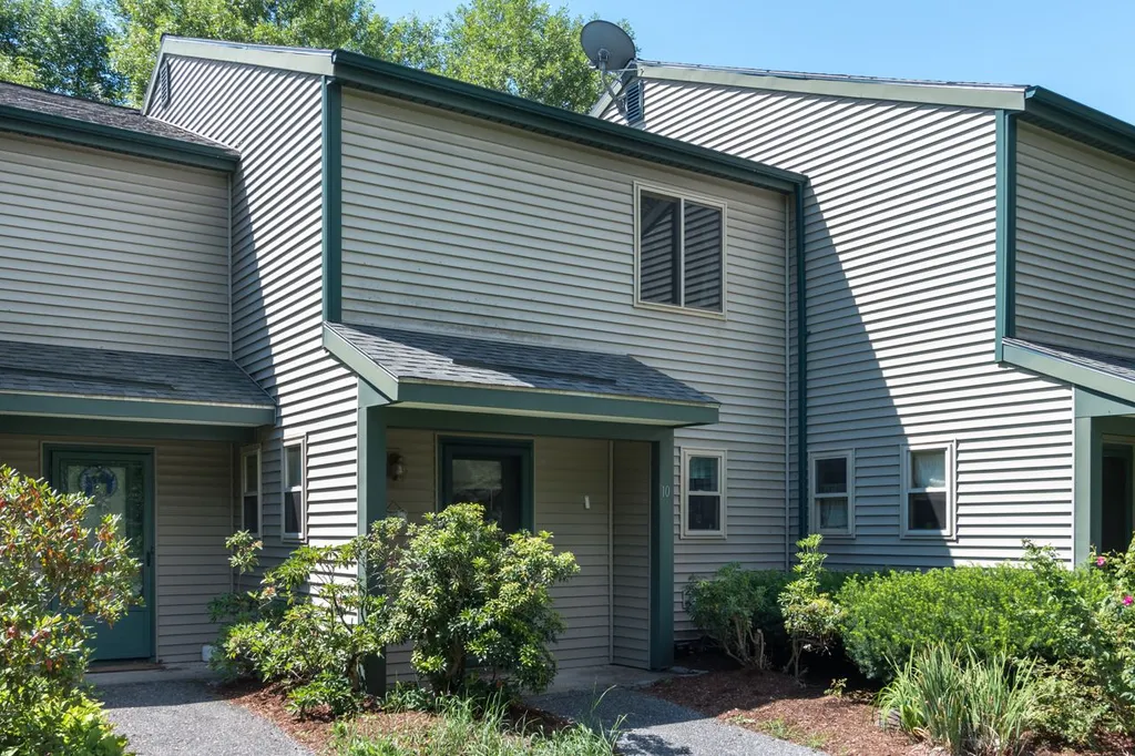 10 Hideaway Lane Williston VT 05495