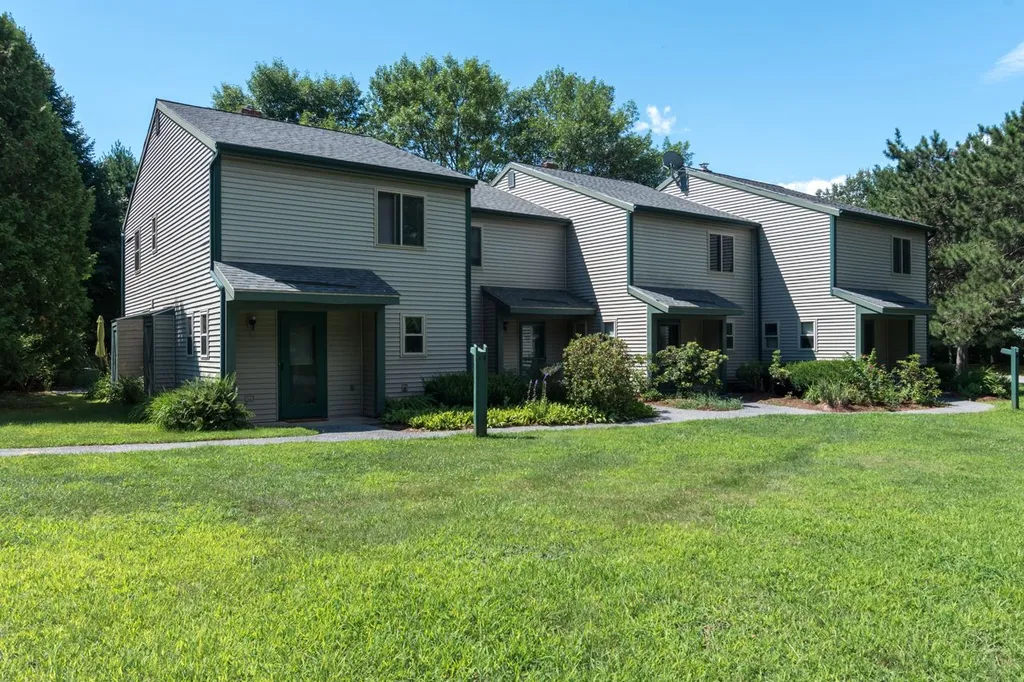 10 Hideaway Lane Williston VT 05495