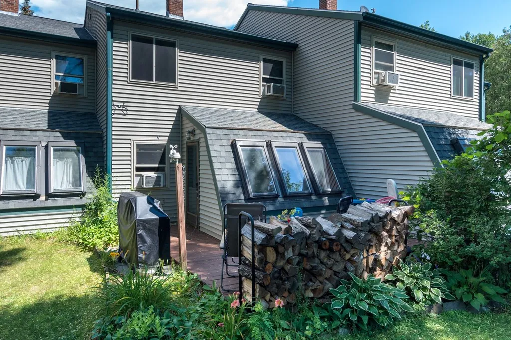 10 Hideaway Lane Williston VT 05495