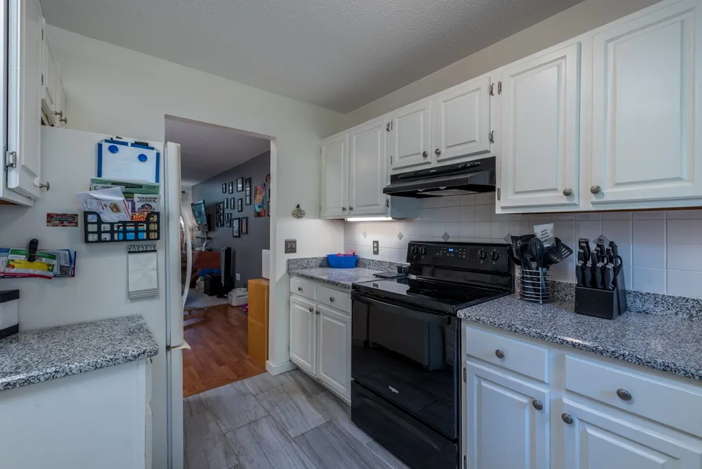 10 Hideaway Lane Williston VT 05495