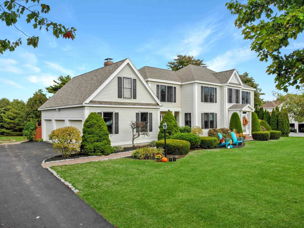 10 Whipple Way Kensington NH 03833