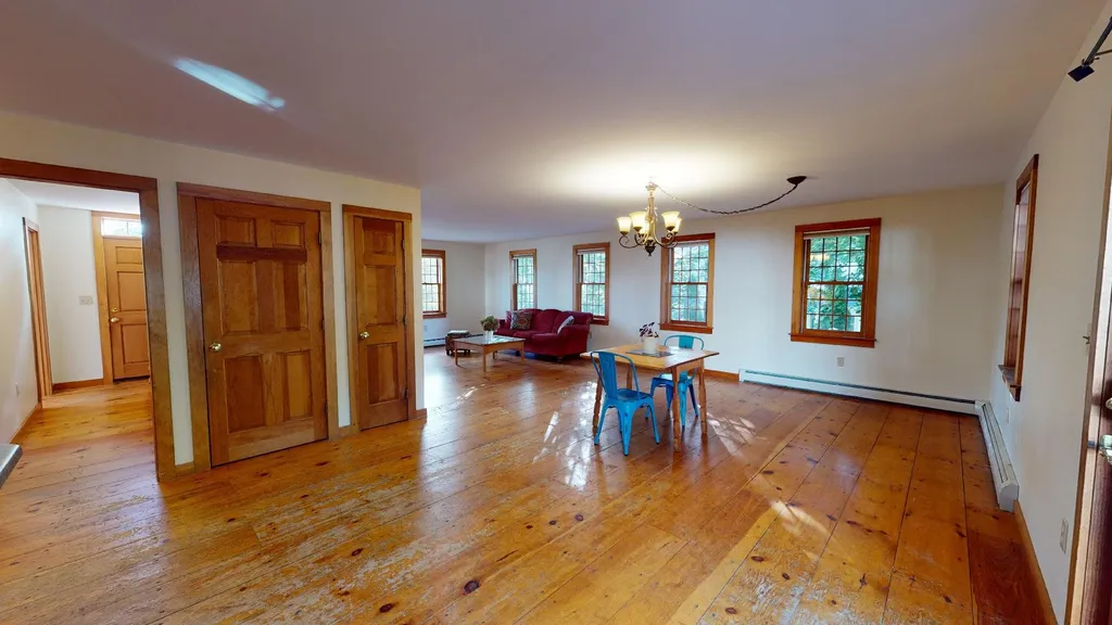 53 Prospect Street Henniker NH 03242