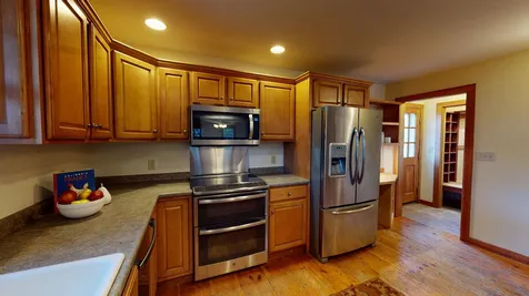 53 Prospect Street Henniker NH 03242