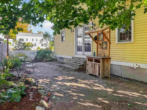 53 Prospect Street Henniker NH 03242