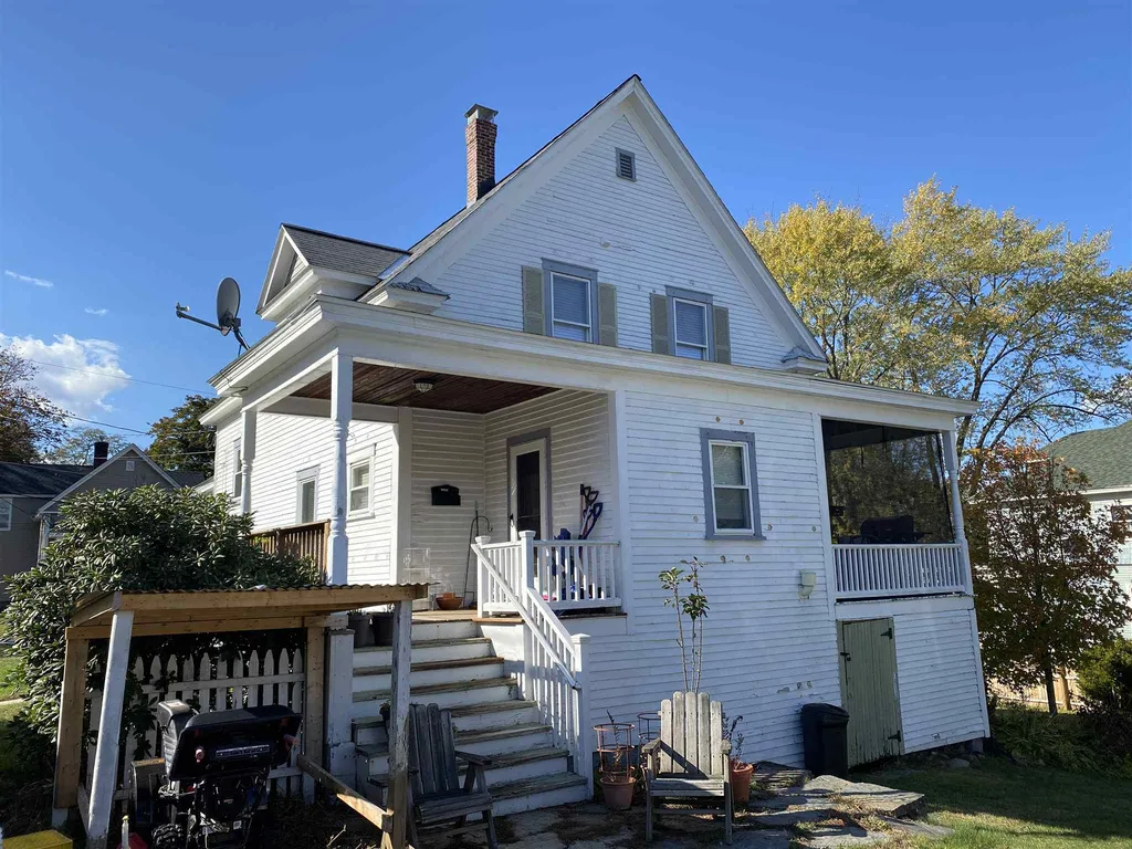 22 Highland Avenue Claremont NH 03743