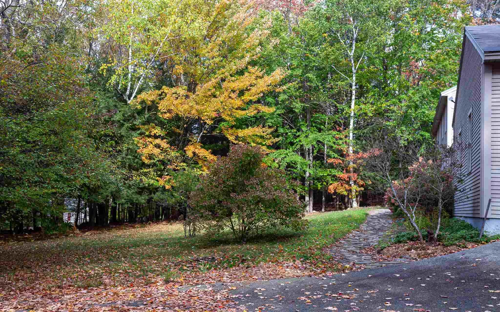 128 Hunter Farm Road Peterborough NH 03458