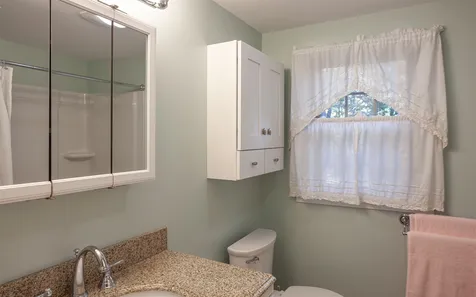 128 Hunter Farm Road Peterborough NH 03458