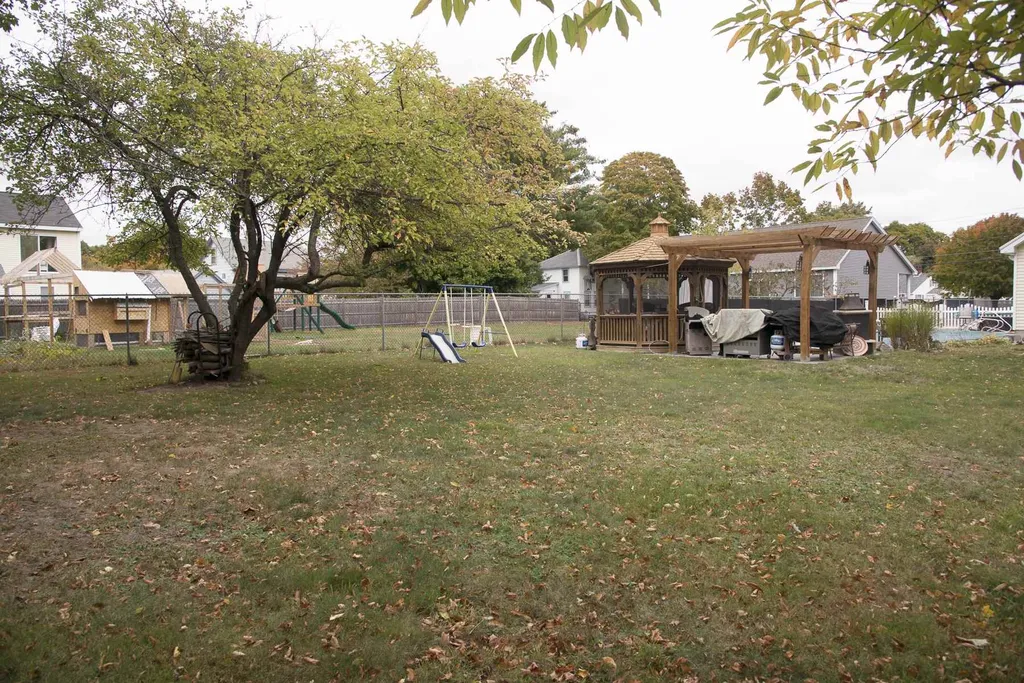 49 Washington Street Seabrook NH 03874